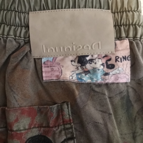 Desigual tensel camoflower mickey mouse print art to wear pants size small - Picture 7 of 8